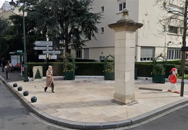 Boutique 300 m² PUTEAUX