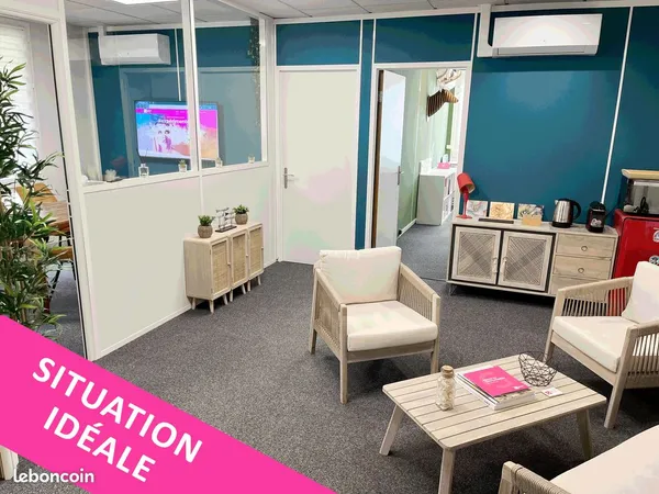 Bureau privé 20 m² à louer - Saint-Égrève (3 postes)