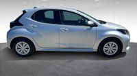 Toyota Yaris 116h Iconic 5p — photo 4