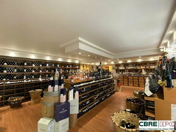 Local commercial 90 m²