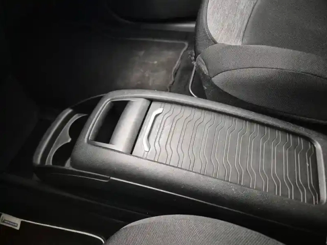 Citroën C4 grand  spacetourer bluehdi 130 s&amp;s eat8 — photo 21