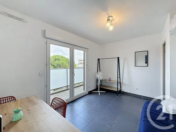 Studio 1 pièce 20 m²