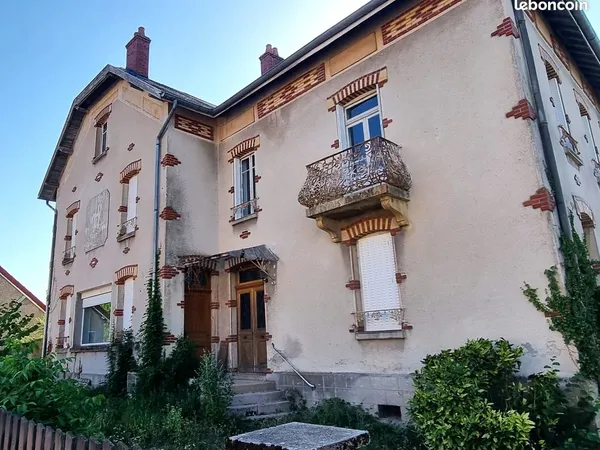 Maison 9 pièces 297 m²