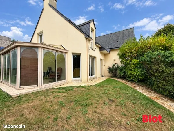 Maison 8 pièces 143 m²