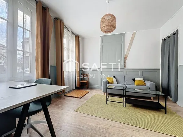 À VENDRE - APPARTEMENT F1 BIS - EMPLACEMENT RECHERCHÉ, CŒUR DE CAEN