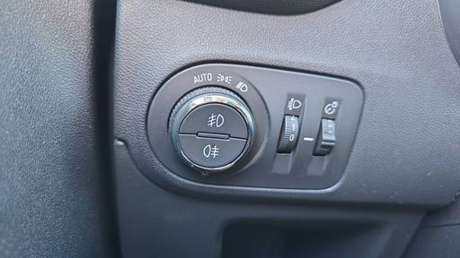 Opel Crossland X 1.2 Turbo 130 - Innovation – 2018 – 73005 km – Essence – Boîte Manuelle — photo 4
