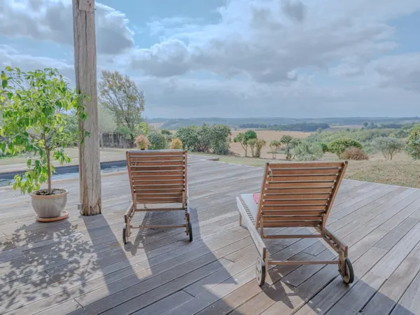 Maison 8 pièces 273 m²