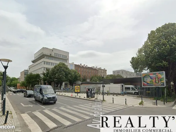 Local commercial 466 m²