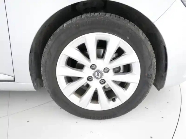 Renault Clio 1.0 tce 90ch evolution — photo 6