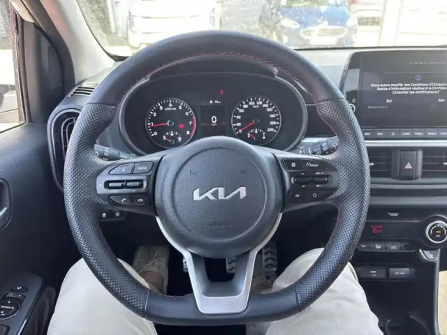 Kia Picanto 1.2 dpi 84ch gt line premium — photo 14