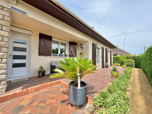 Maison Pontault Combault 6 pièce(s) 382 m2