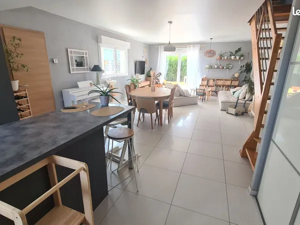 Maison 5 pièces 97 m²