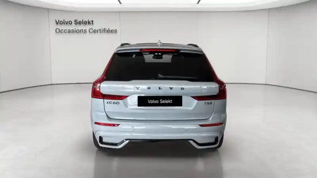 Volvo Xc60 t6 awd hybride rechargeable 253 ch+145 ch geartronic 8 — photo 10
