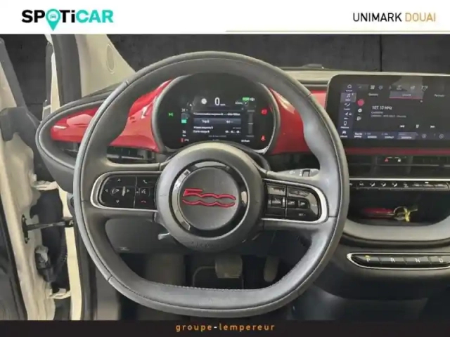 Fiat 500 c e 95ch (red) my23 — photo 10