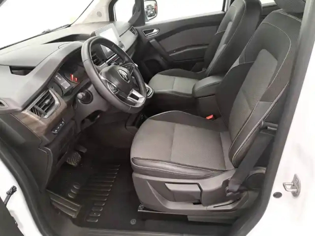 Renault Kangoo blue dci 115 edc — photo 27