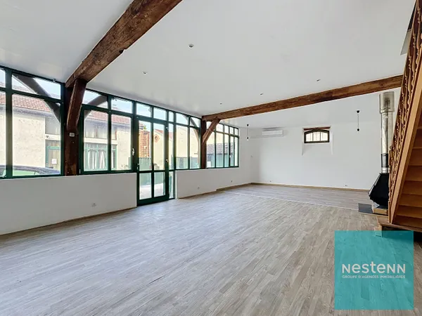 Appartement spacieux et lumineux de 4 pièces en duplex à vendre au coeur de Montereau-Fault-Yonne