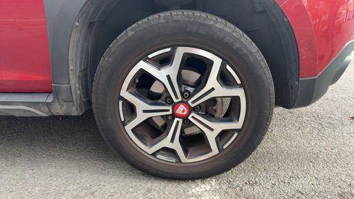 Dacia Duster 1.3 TCe 130 4X2 - Techroad – 2019 – 64670 km – Essence – Boîte Manuelle — photo 19