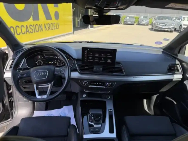 Audi Q5 55 tfsi e 2.0 367 s line quatt — photo 11
