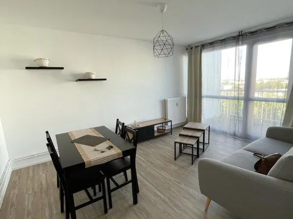 Appartement t2 meublé - saint-nazaire centre-ville