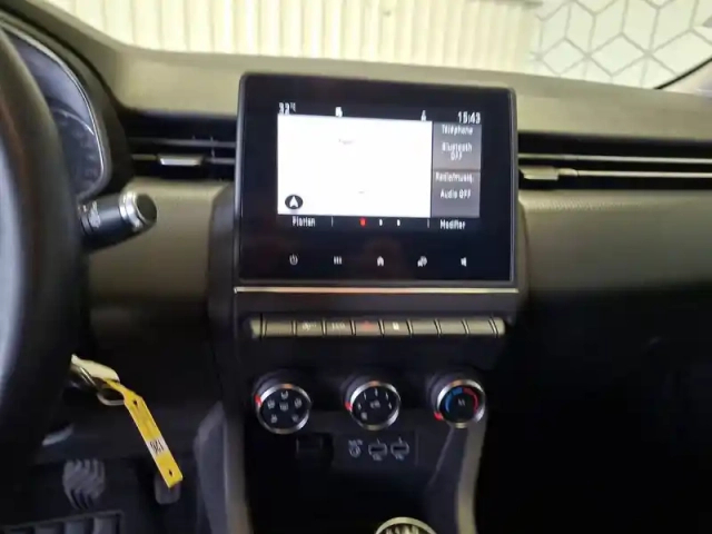 Renault Clio blue dci 85 — photo 14