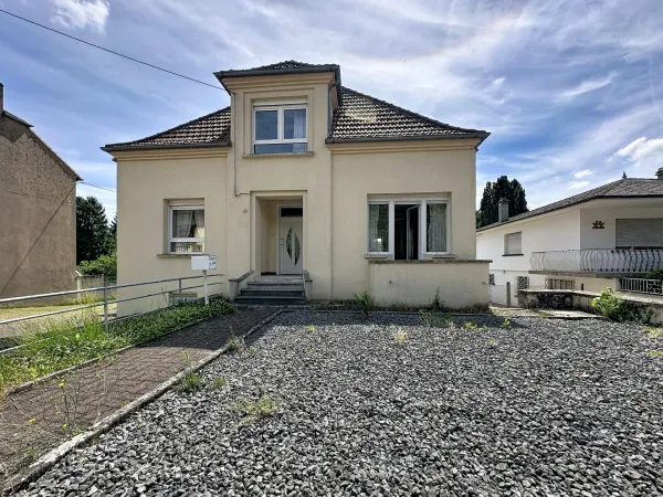 Maison 8 pièces 195 m²