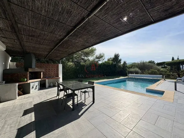 Maison de plain-pied 6 pièces 127 m²