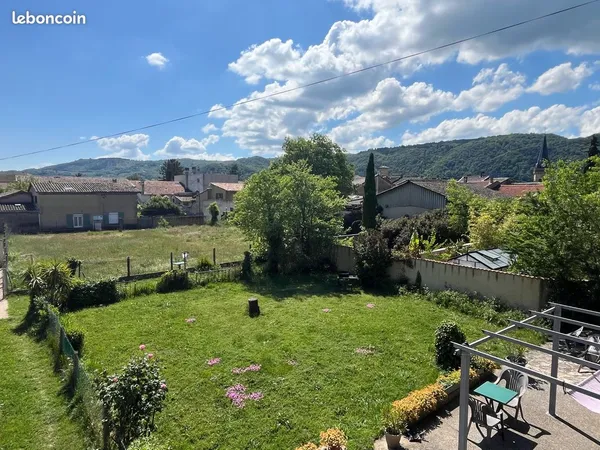 Immeuble de rapport 143 m²