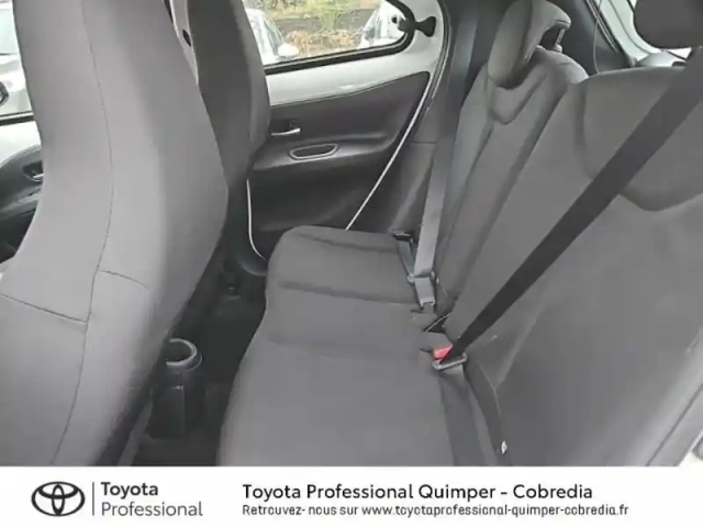 Toyota Aygo X 1.0 vvt-i 72ch dynamic my23 — photo 12