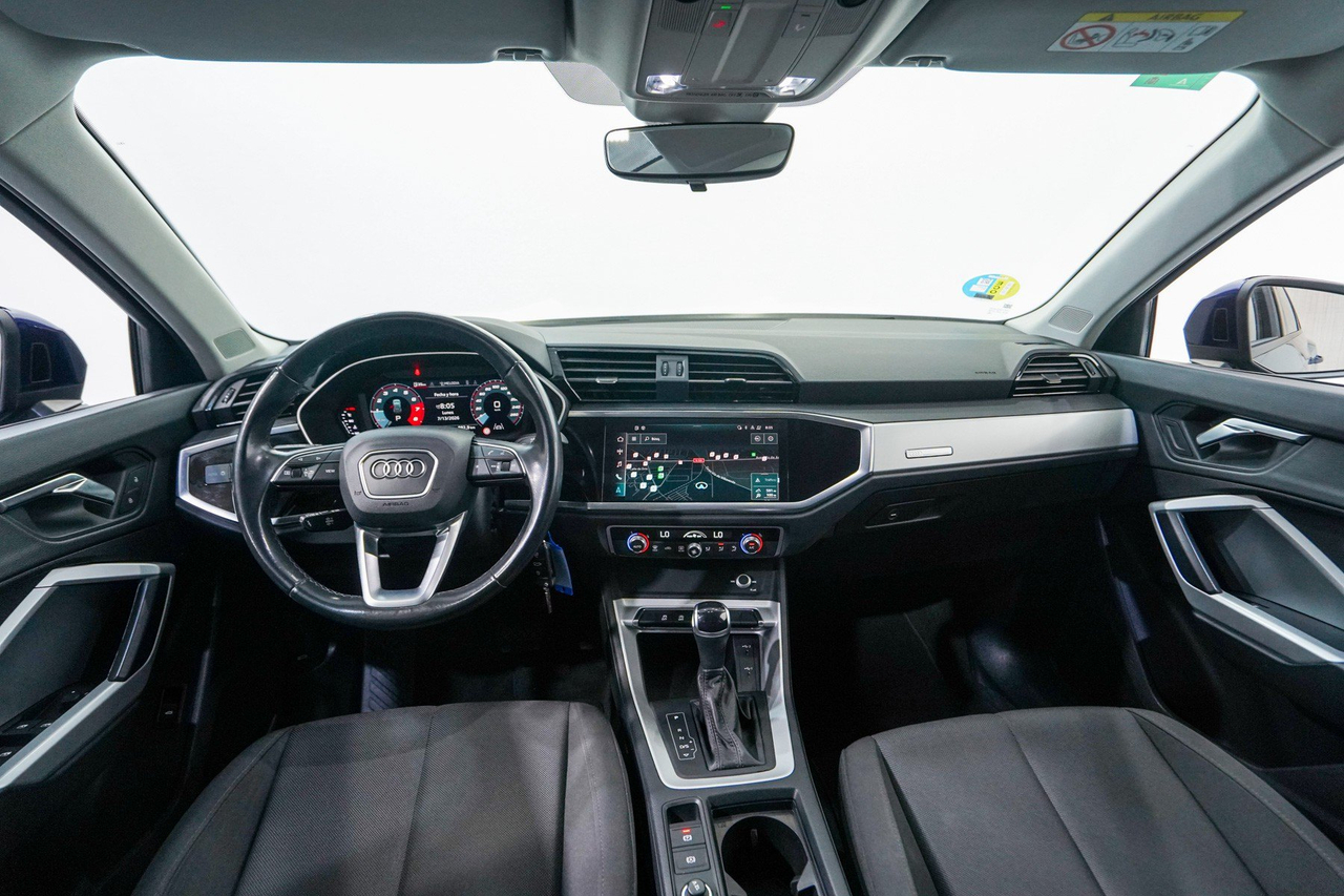 Audi Q3 — photo 13