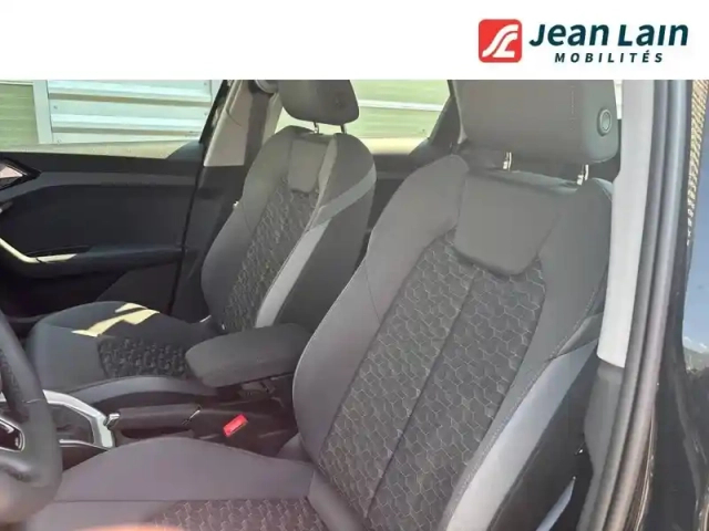 Audi A1 sportback 25 tfsi 95 ch s tronic 7 — photo 19
