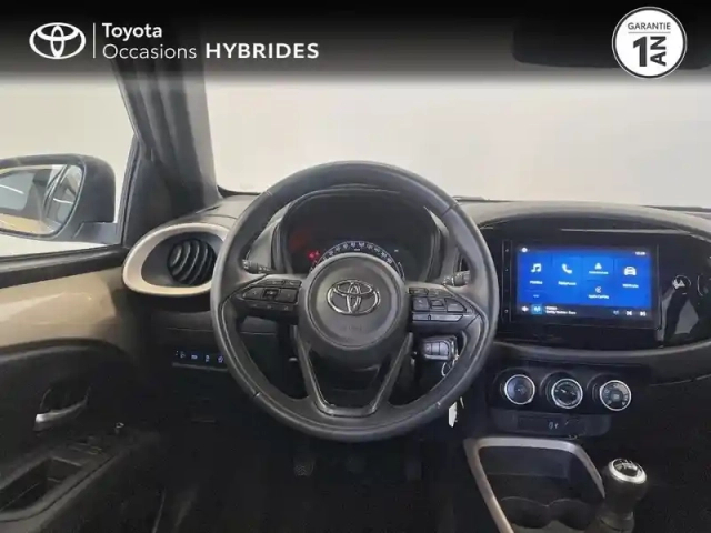 Toyota Aygo X 1.0 vvt-i 72ch design my24 — photo 9