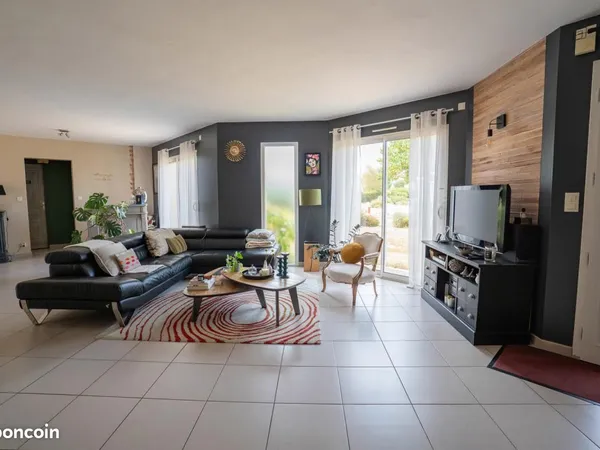 Maison 5 pièces 147 m²