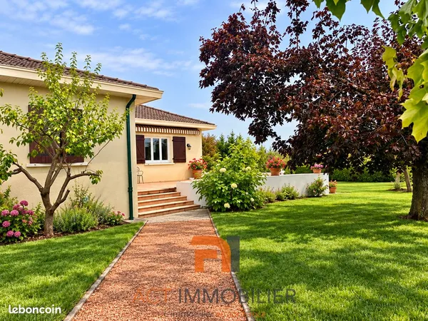Villa 5 pièces 120 m²