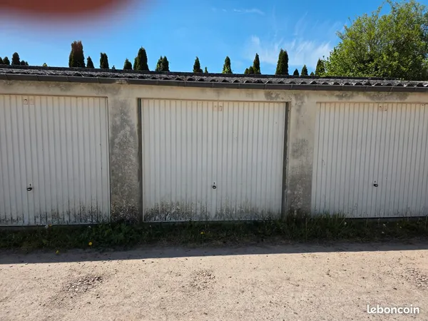 Location garage bd de la République