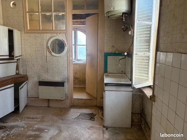 Appartement à rénover à Saint-Amour