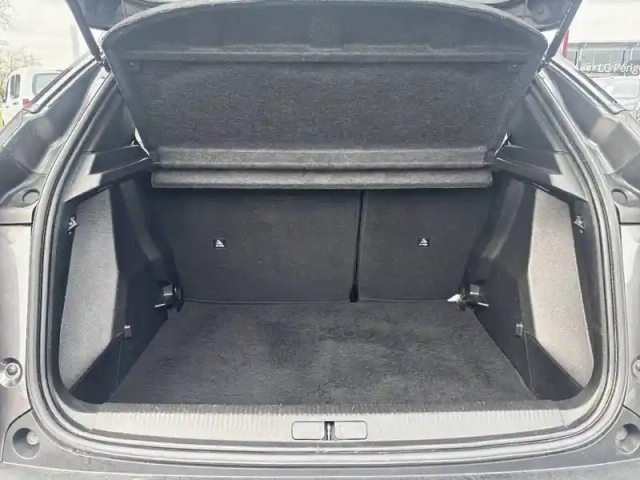 Peugeot 2008 puretech 100 s&amp;s bvm6 — photo 6