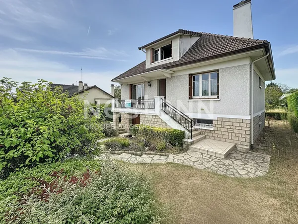 Exclusivité - Vente Maison 110 m² à Ollainville avec terrain 642 m², sous-sol total et RER C à pied