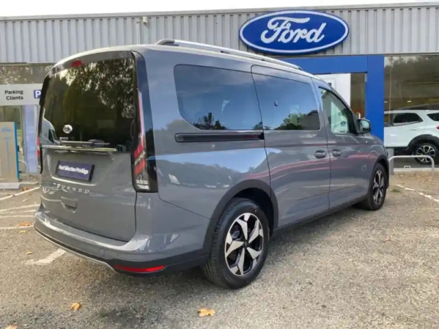 Ford Tourneo Connect grd 1.5 ecoboost 114ch titanium — photo 2