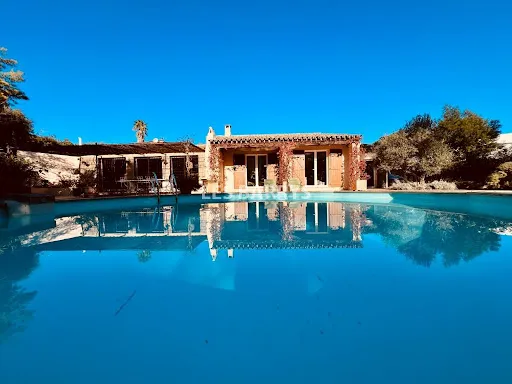 Villa 6 pièces 155 m²