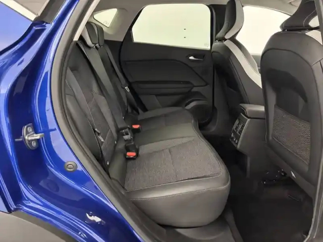 Renault Captur e-tech full hybrid 145 — photo 21