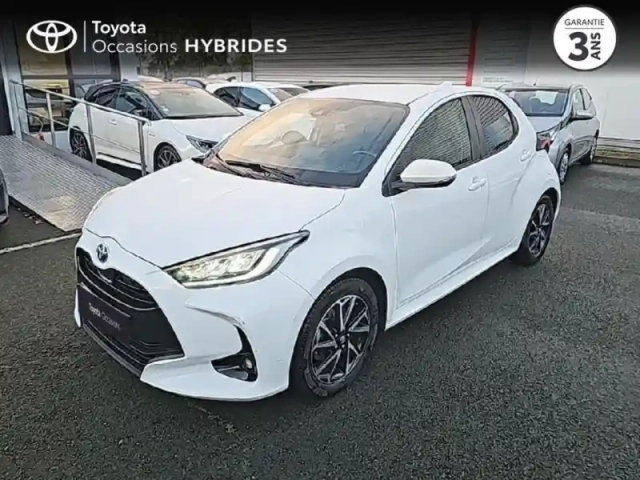 Toyota Yaris 116h design 5p my22