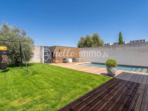 Maison 6 pièces 178 m²