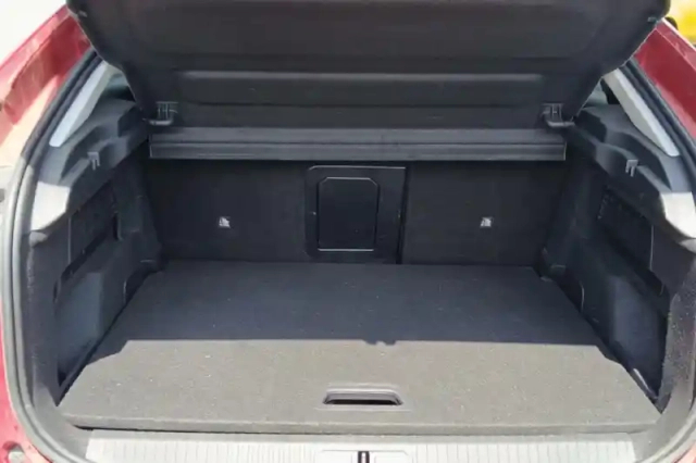 Citroën C4 e- 136 ch automatique — photo 9