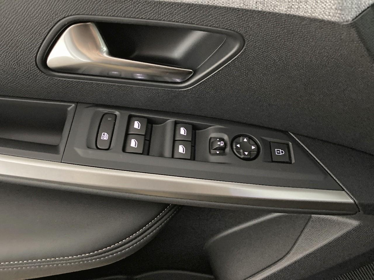Peugeot 3008 hybrid 145 e-dcs6 allure — photo 20