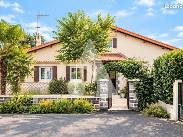 Maison 5 pièces 120 m²