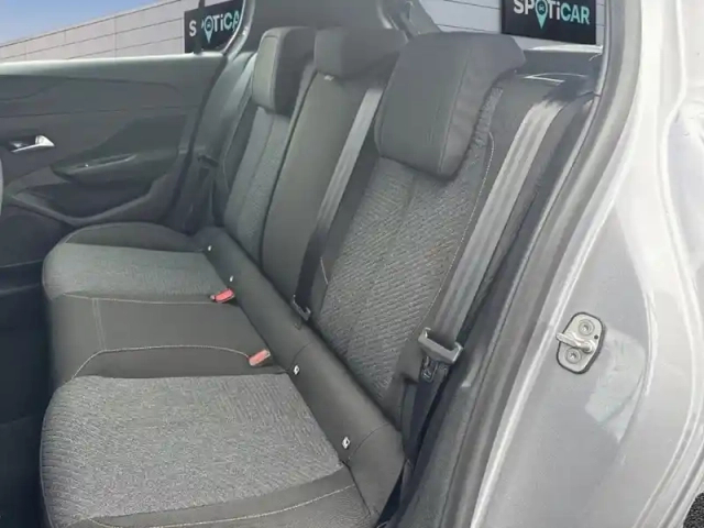 Peugeot 308 hybrid 145 e-dcs6 style — photo 23