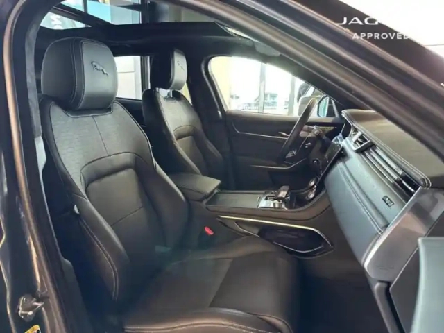 Jaguar F-Pace p400e plug-in-hybrid r-dynamic hse bva8 awd — photo 2