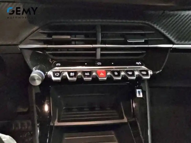 Peugeot 2008 hybrid 145 e-dcs6 — photo 23