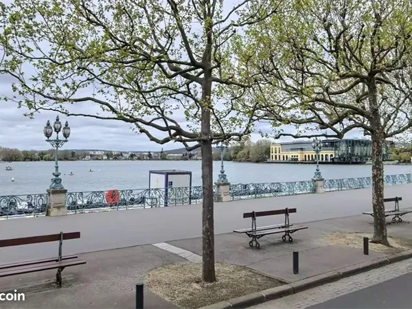 Local commercial 246 m² ENGHIEN LES BAINS
