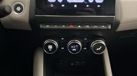 Renault Captur 1.6 E-Tech hybride 145ch Iconic — photo 26
